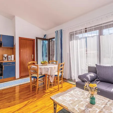 Apartment Lovely In With Kitchen